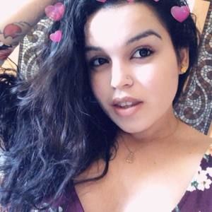 Meet your Posher, Anabel emory